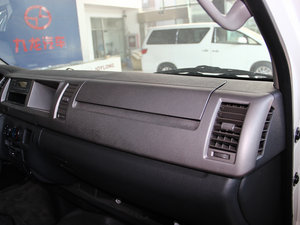 2012款2.4L 汽油基本型4G69S4N 空间座椅