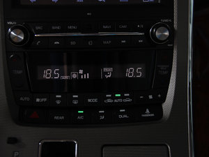 2014款2.4L 自动标准型 中控区