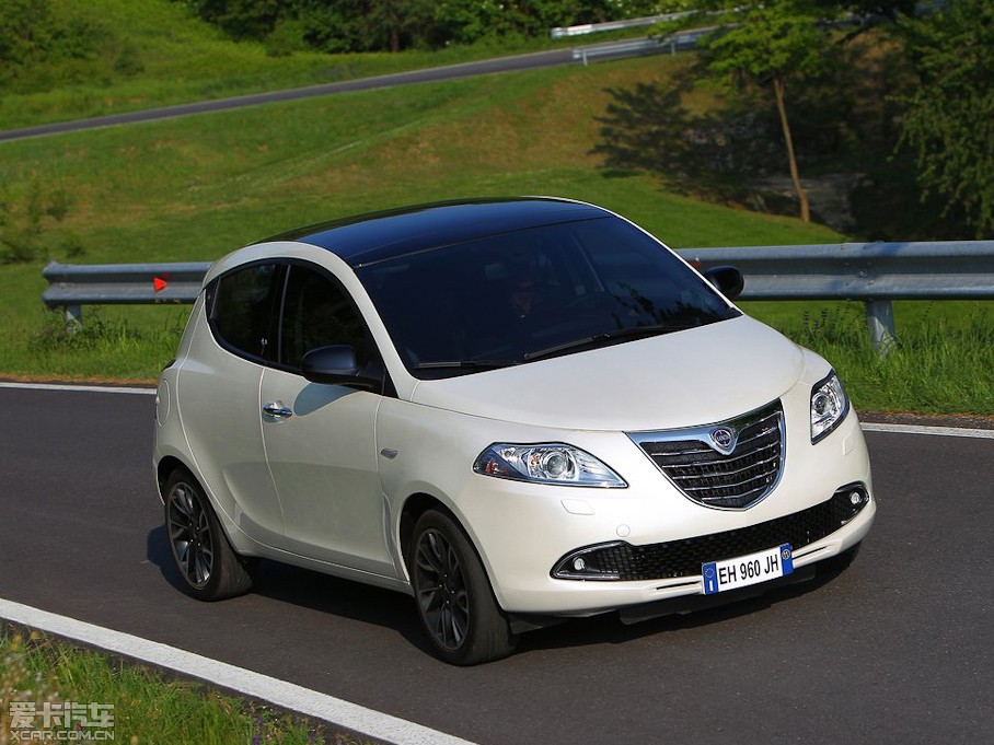2012{쁆Ypsilon 
