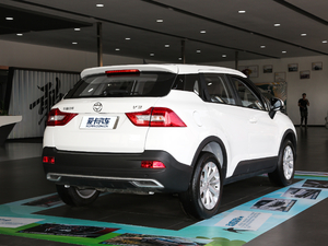 2020款1.5L 自动舒适型 国V 整体外观