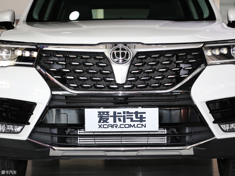 2019AV7 300T ԄF 5 VI