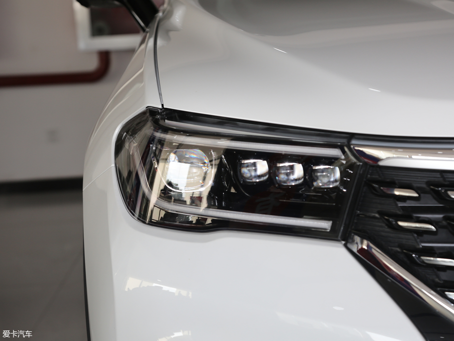 2019AV7 300T ԄF 5 VI