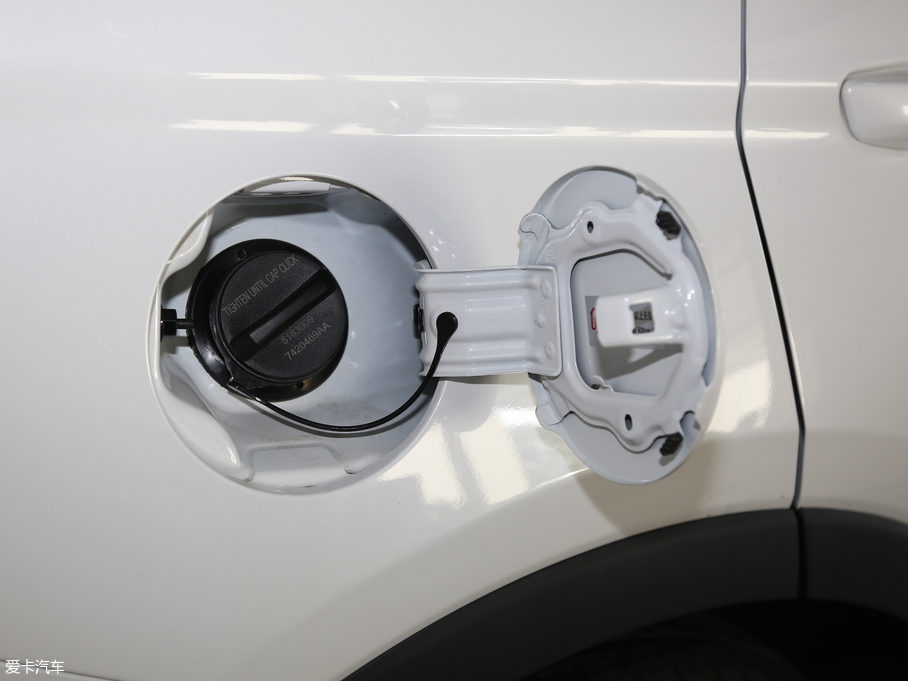 2019AV7 300T ԄF 5 VI