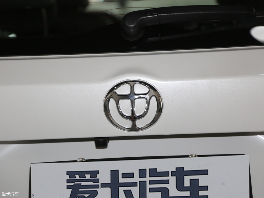 2019AV7 300T ԄF 5 VI