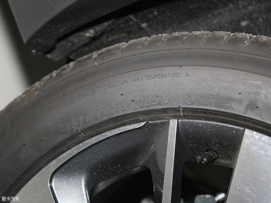 2019AV7 300T ԄF 5 VI