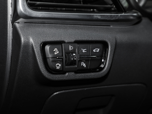 2019\(yn)(dng) 300T Ԅ(dng)Ş 5 п؅^(q)