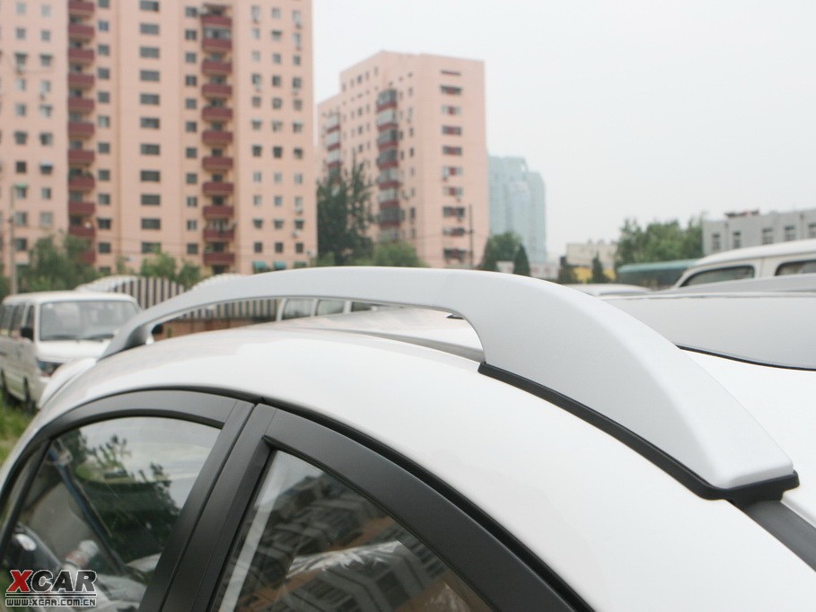 2009�����A�E��CROSS 1.5L �քӺ��A��