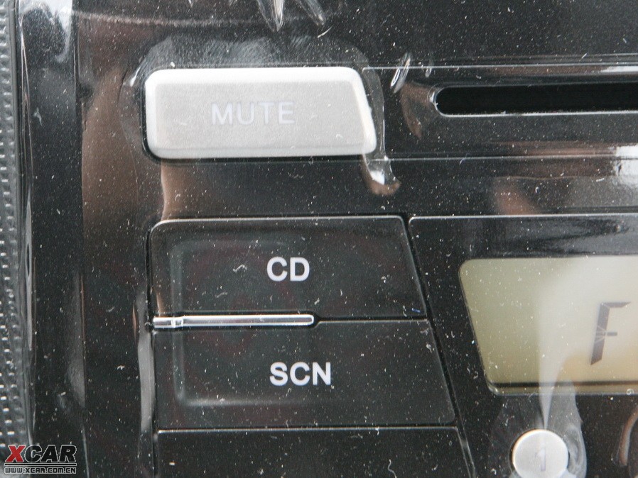 2009�����A�E��CROSS 1.5L �քӺ��A��