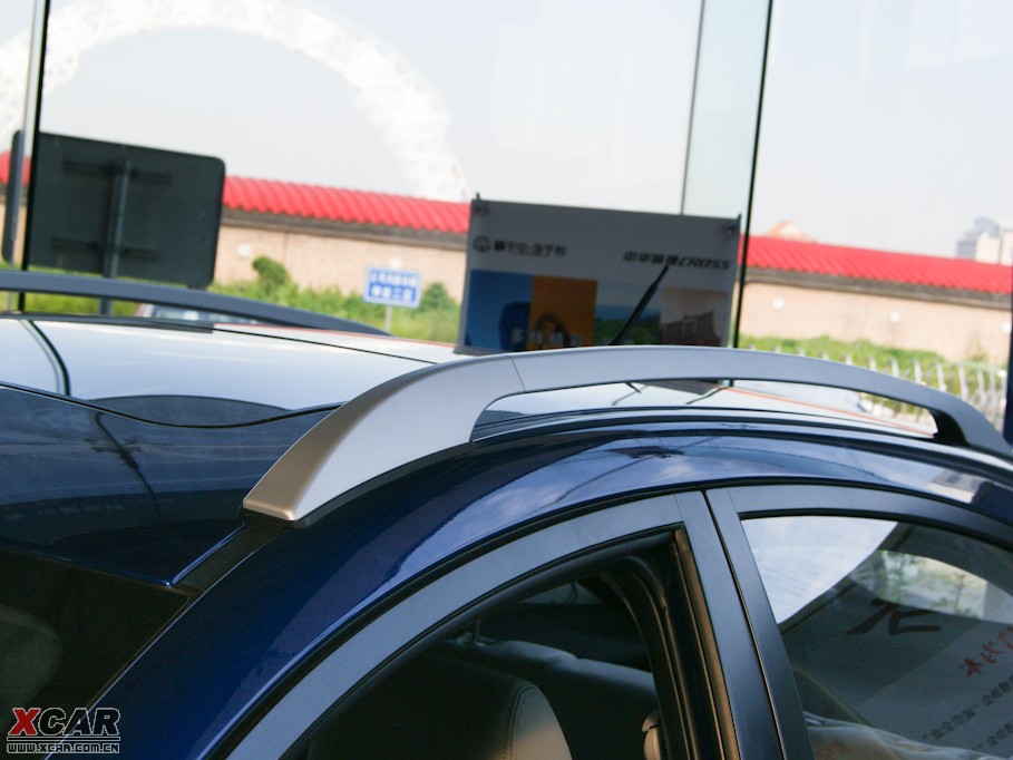 2009�����A�E��CROSS 1.5L �քӺ��A��