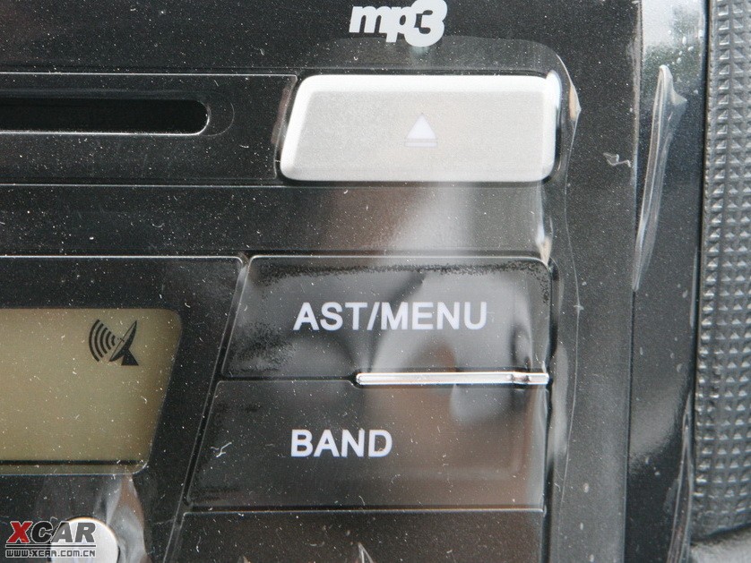 2009�����A�E��CROSS 1.5L �քӺ��A��