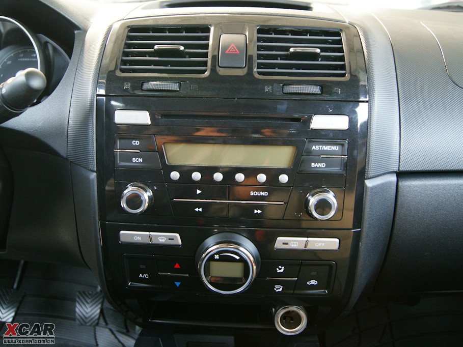 2009�����A�E��CROSS 1.5L �քӺ��A��