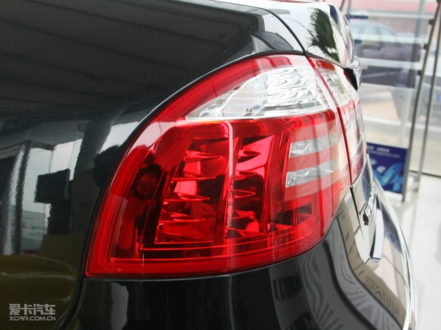 2009�����A���Y 1.8T �ԄӺ��A��