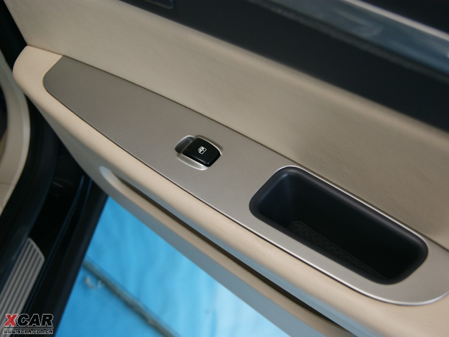 2009AY 2.0L Ԅ(dng)m