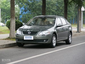 2009款1.5L 自动豪华版 左前45度