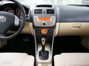 2009款1.5L 自动豪华版 中控台