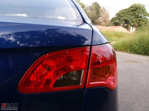 2009款1.5L 手动豪华版 尾灯