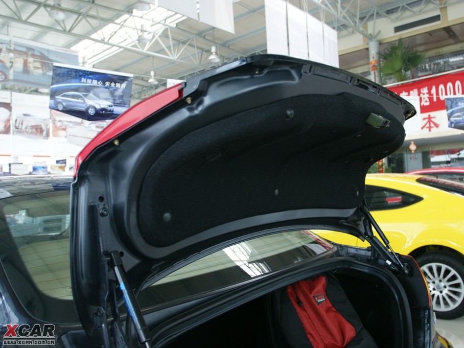 2009�����A�E�� 1.8L �քӺ��A��