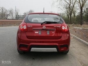 2010款1.5L 自动豪华版 整体外观