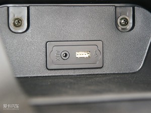 2010款1.3L 手动豪华版 空间座椅