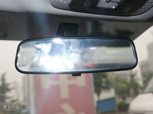2010款1.3L 手动豪华版 空间座椅