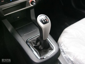 2010款1.3L 手动豪华版 换挡杆
