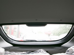 2010款1.3L 手动豪华版 空间座椅