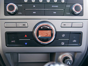 2010款1.5L 手动豪华版 空调调节