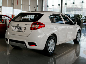 2010款1.5L 手动舒适版 整体外观