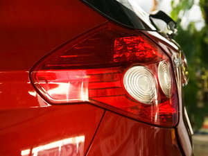 2010款1.5L 手动豪华版 细节外观