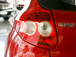 2010款1.5L 手动豪华版 细节外观