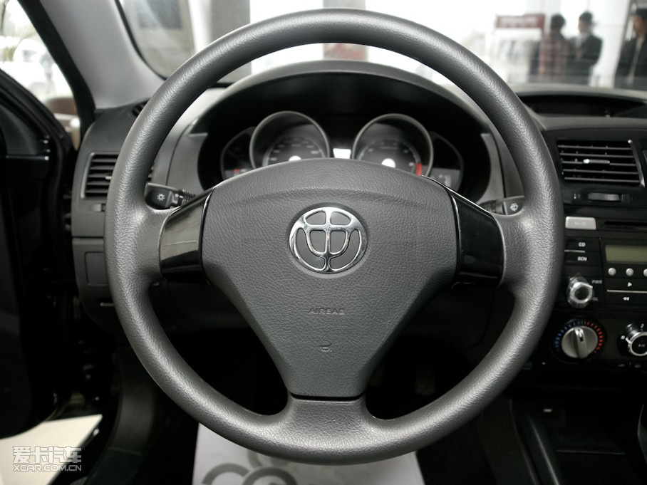 2010�����A�E��CROSS 1.5L �ք����m��