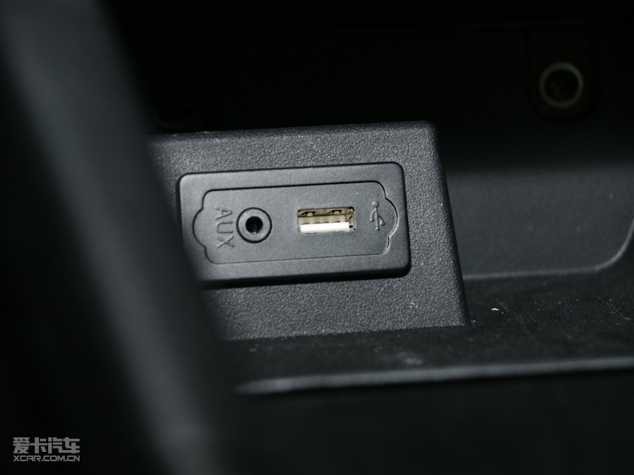 2010�����A�E��CROSS 1.5L �ք����m��