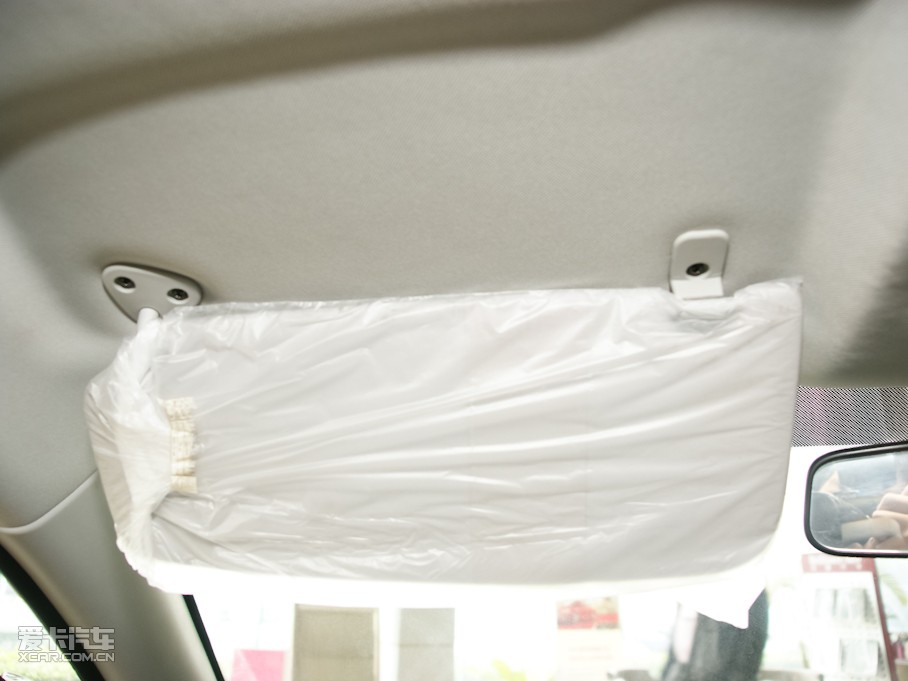 2010�����A�E��CROSS 1.5L �ք����m��