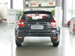 2010款1.5L 手动豪华版 整体外观