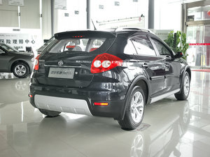 2010款1.5L 手动豪华版 整体外观