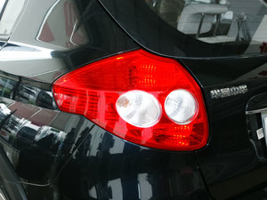 2010款1.5L 手动舒适版 细节外观