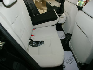 2010款1.5L 手动舒适版 空间座椅