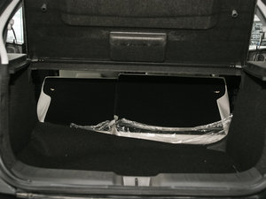 2010款1.5L 手动舒适版 空间座椅