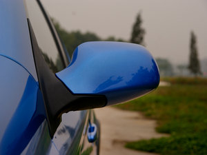 2010款1.5L 手动豪华版 后视镜