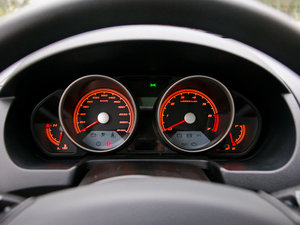 2010款1.5L 手动豪华版 仪表