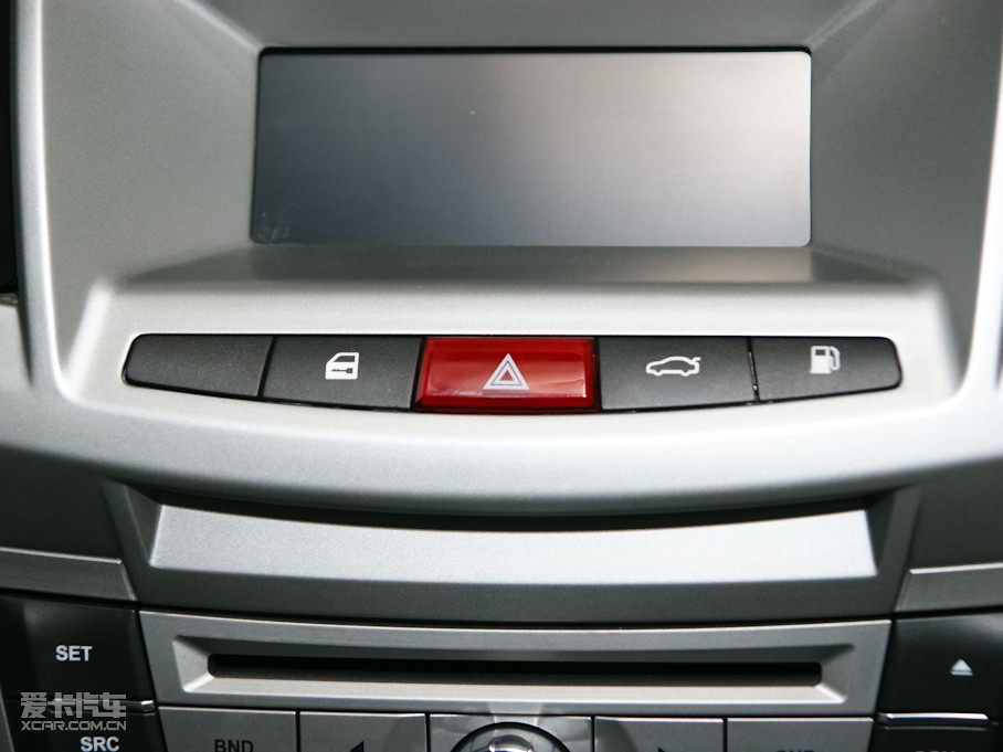 2011�����A�E�� 1.8L �ԄӺ��A��