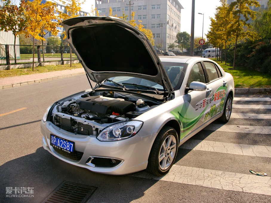 2011�����A�E�� 1.8L �քӺ��A��