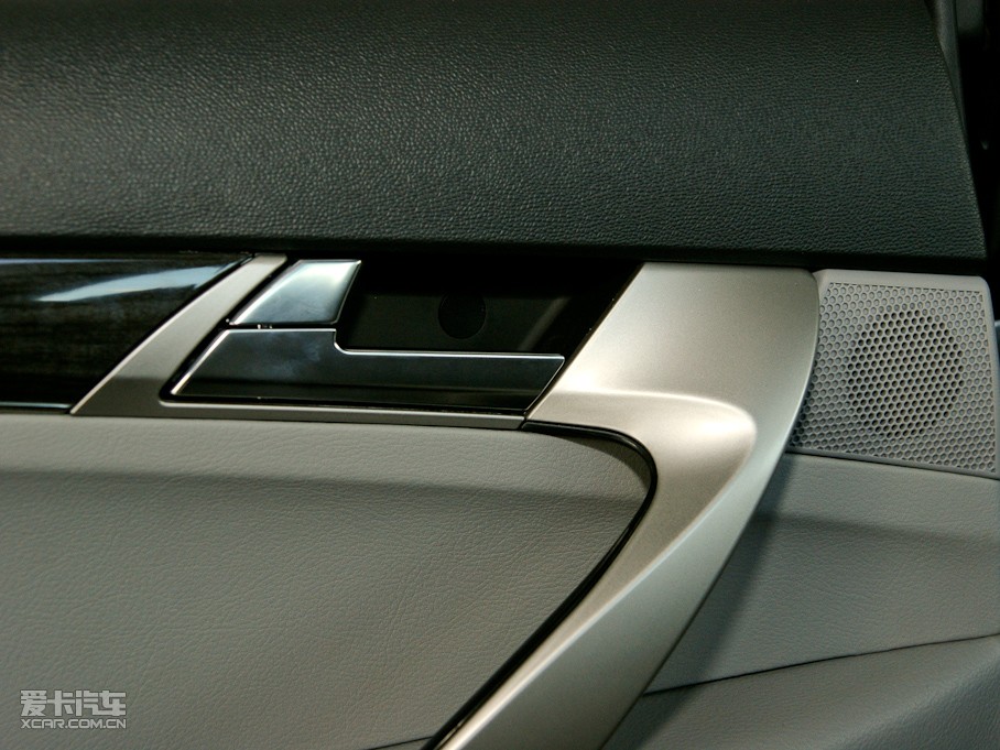 2011�����A�E�� 1.6L �ք�(d��ng)���m��