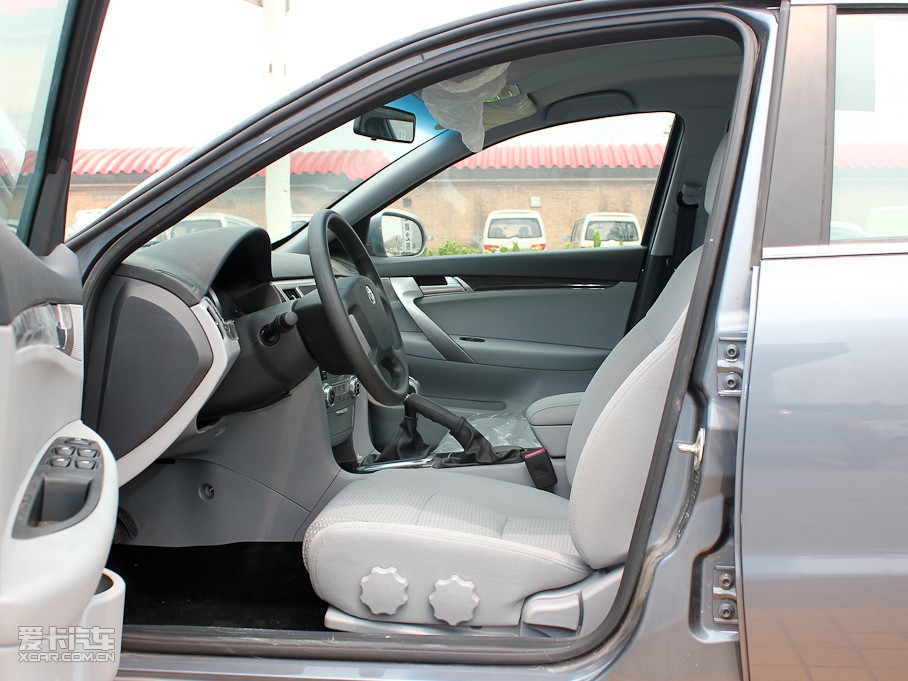 2011�����A�E�� 1.8L �ք����m��
