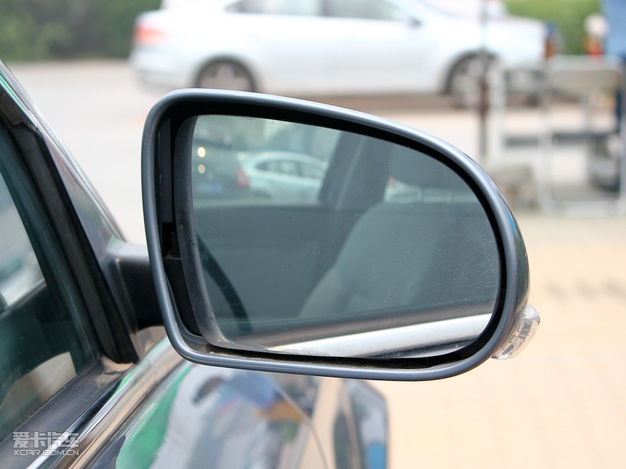 2011�����A�E�� 1.8L �ք����m��