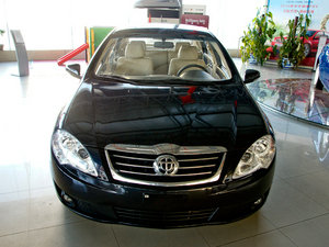 2011款1.5L 自动豪华版 整体外观