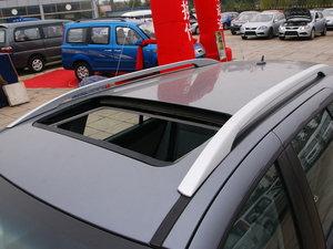 2011款2.0L 手动豪华版 细节外观