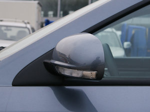 2011款2.0L 手动豪华版 细节外观