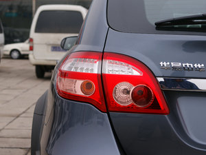 2011款2.0L 手动豪华版 细节外观