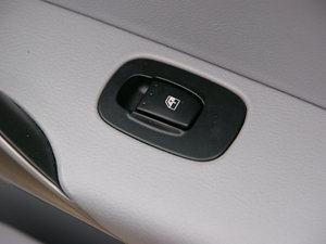 2011款2.0L 手动豪华版 空间座椅